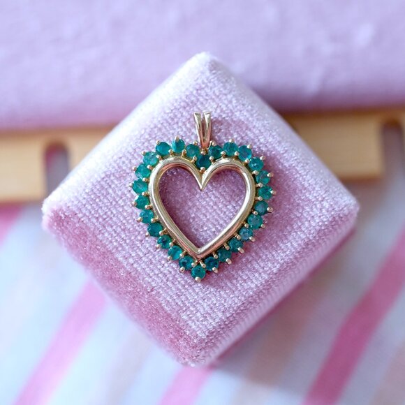 10KY Gold Heart Pendant w/ Real Emerald Stones - Picture 3 of 11
